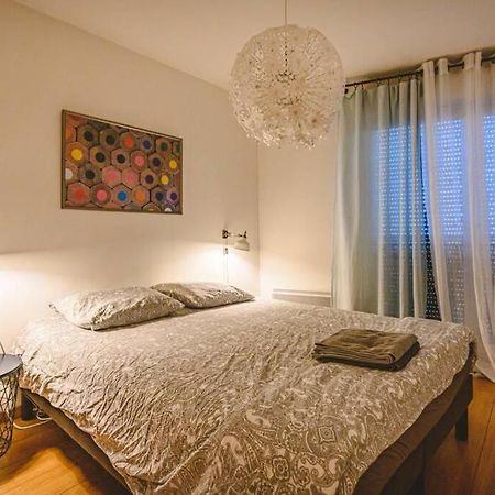 CAMILLE - Appartement avec extérieur Reims Extérieur photo