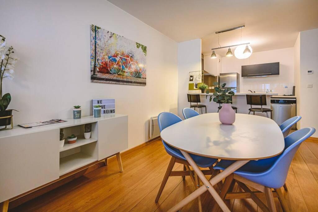 CAMILLE - Appartement avec extérieur Reims Extérieur photo